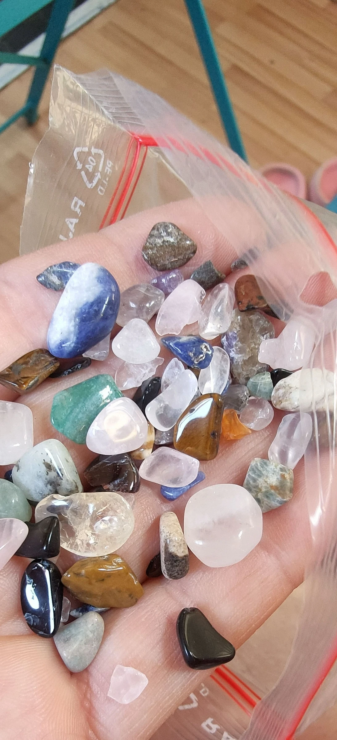 Mini stone cauldron – photo 5